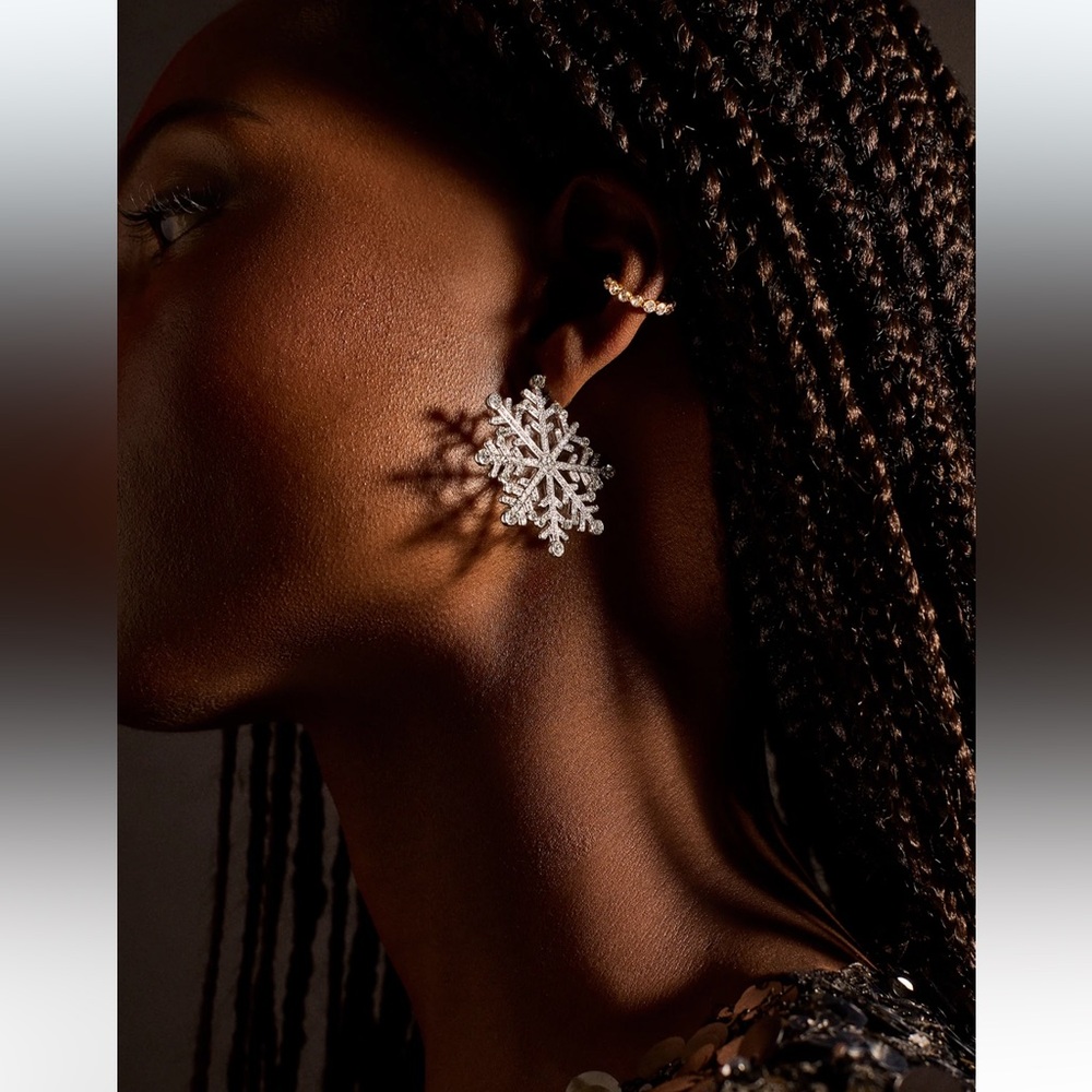 BaubleBar Snow What You Got Silver Snowflake Earrings